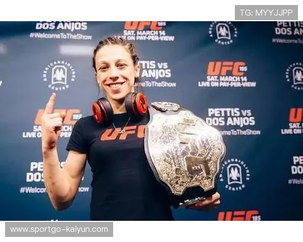 乔安娜卫冕战历史回顾：全胜时期被誉为女子草量级最强者